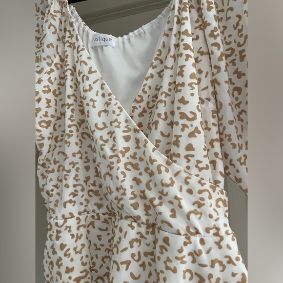 Vestique Leopard Peplum Top - Picture 4 of 5